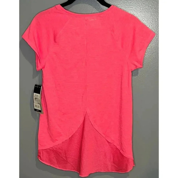 NWT Adidas Girls Shirt in Pink - Large (12/14) - Picture 2 of 4